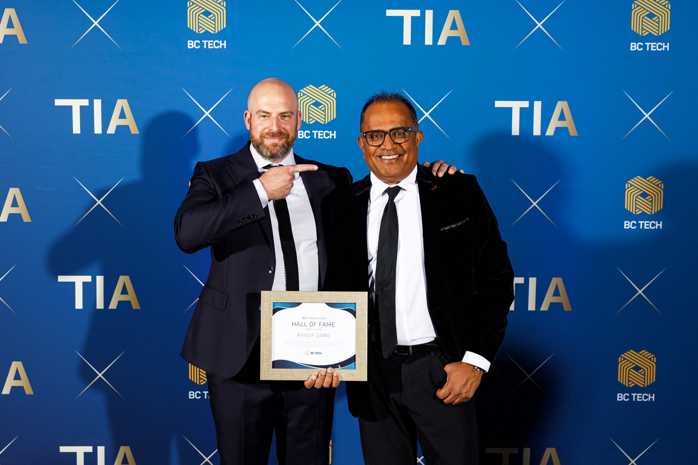 Randy Garg - Noah Shipman